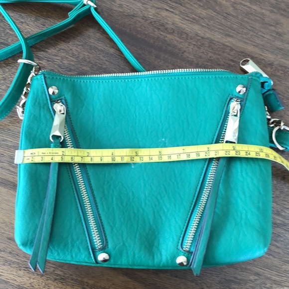 Jessica Simpson Bag - Picture 7 of 8